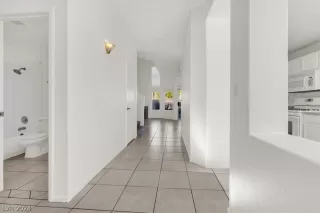 Photo #2: 2590289 Listing 