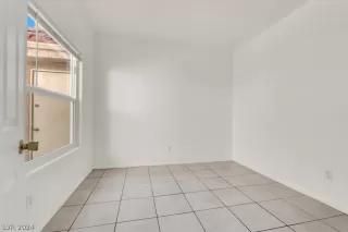 Photo #6: 2590289 Listing 