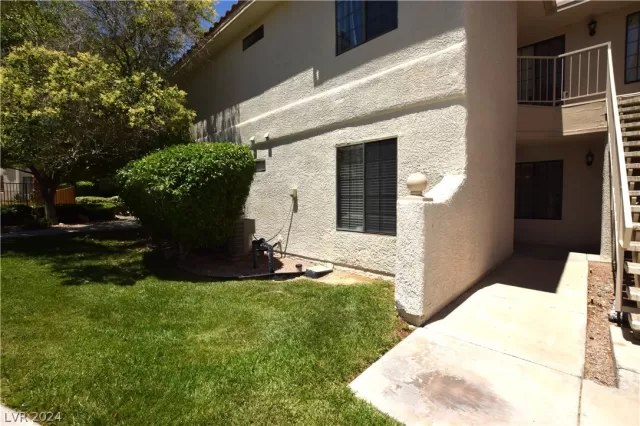 MLS: 2590296 Condo For Sale