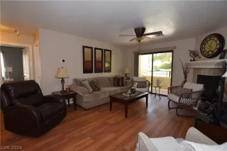 Photo #4: 2590296 Listing