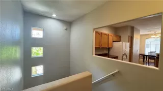 Photo #5: 2590312 Listing 