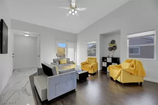 Photo #1: 2590321 Listing 