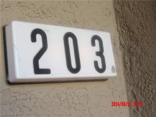 Photo #2: 2590331 Listing 