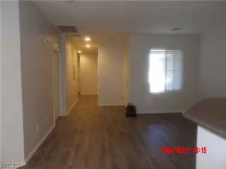 Photo #5: 2590331 Listing 