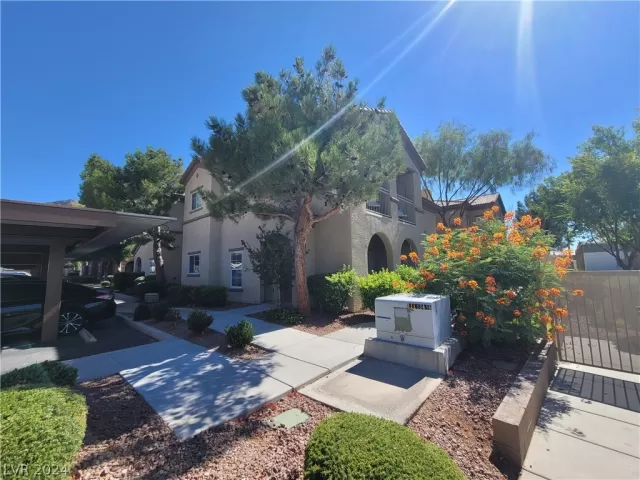 MLS: 2590335 Condo For Sale