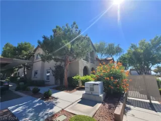 Photo #6: 2590335 Listing 