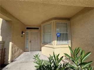 Photo #1: 2590378 Listing