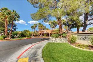 Photo #1: 2590384 Listing 