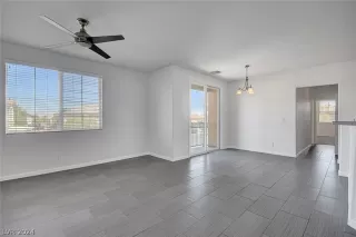 Photo #2: 2590390 Listing 
