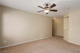 Photo #6: 2590396 Listing