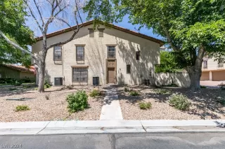 Photo #1: 2590418 Listing 