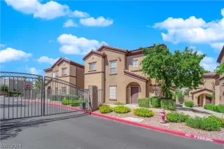 Photo #1: 2590432 Listing 