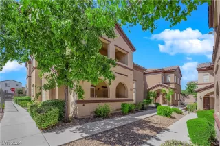 Photo #2: 2590432 Listing 