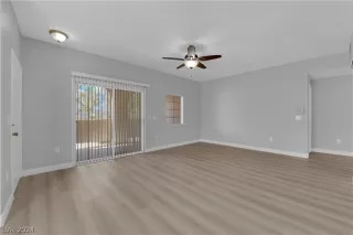 Photo #5: 2590432 Listing 