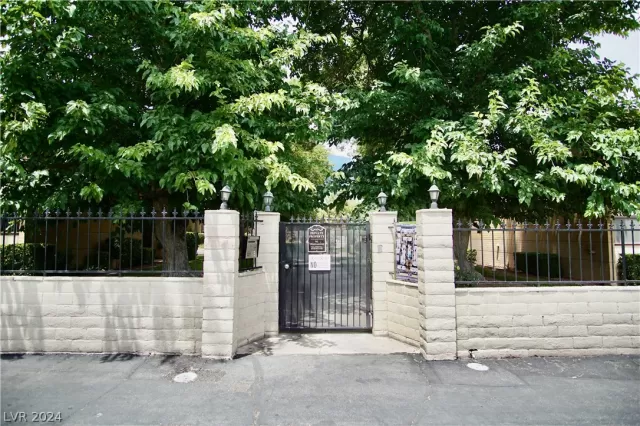 MLS: 2590439 Condo For Sale