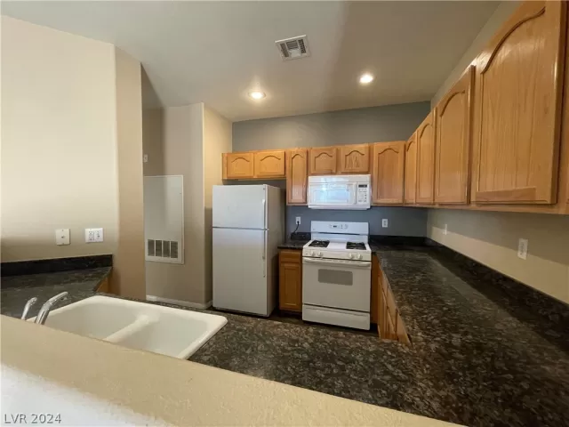 MLS: 2590448 Condo For Sale