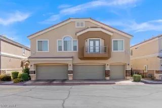 Photo #1: 2590450 Listing