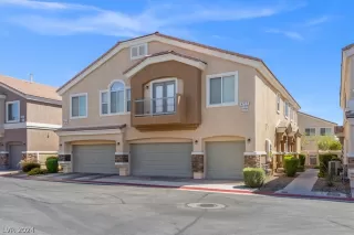 Photo #2: 2590450 Listing