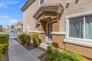 Photo #3: 2590450 Listing