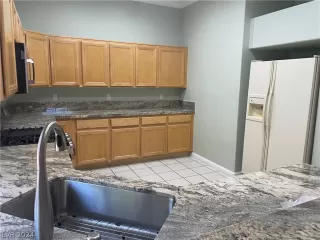 Photo #5: 2590524 Listing 