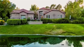 Photo #1: 2590538 Listing 