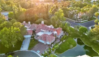 Photo #4: 2590538 Listing 