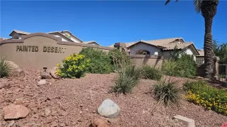 Photo #3: 2590596 Listing