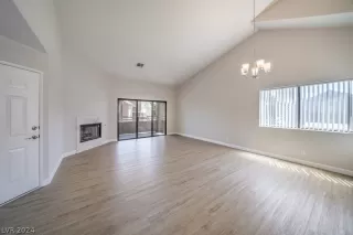 Photo #2: 2590630 Listing 