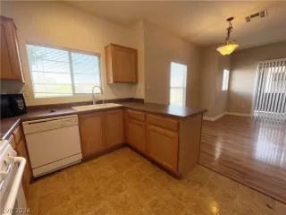 Photo #6: 2590669 Listing 