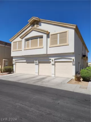 Photo #2: 2590676 Listing 