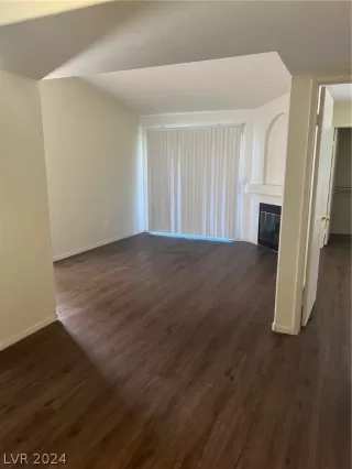 Photo #6: 2590684 Listing