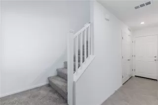 Photo #3: 2590685 Listing 