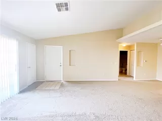 Photo #4: 2590704 Listing 