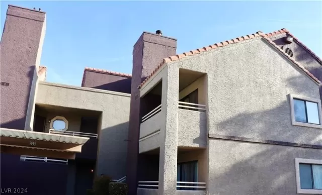 MLS: 2590725 Condo For Sale