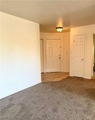 Photo #1: 2590725 Listing 