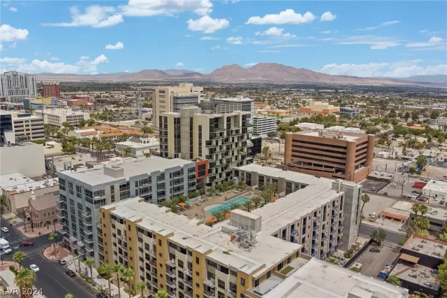 MLS: 2590759 Condo For Sale