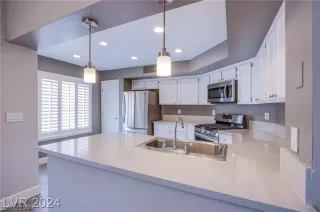 Photo #5: 2590784 Listing 