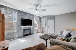 Photo #5: 2590788 Listing 