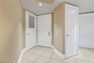 Photo #3: 2590796 Listing 