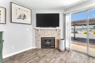 Photo #5: 2590810 Listing