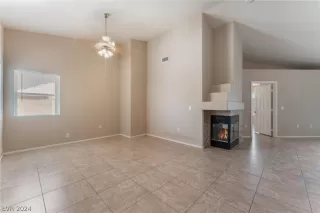 Photo #5: 2590840 Listing 