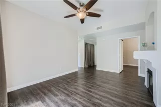 Photo #5: 2590902 Listing 
