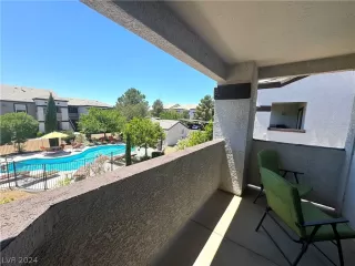 Photo #3: 2590906 Listing 