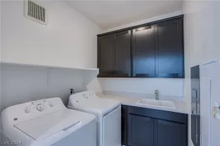 Photo #6: 2590908 Listing 