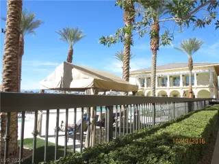 Photo #4: 2590949 Listing 