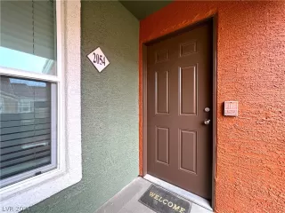 Photo #1: 2590972 Listing 