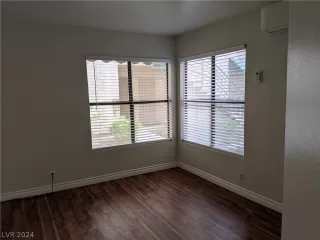 Photo #4: 2590978 Listing 