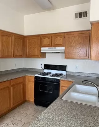 Photo #3: 2590979 Listing 