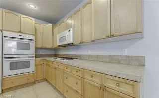 Photo #6: 2591006 Listing 