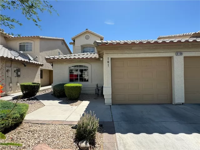 MLS: 2591032 Condo For Sale